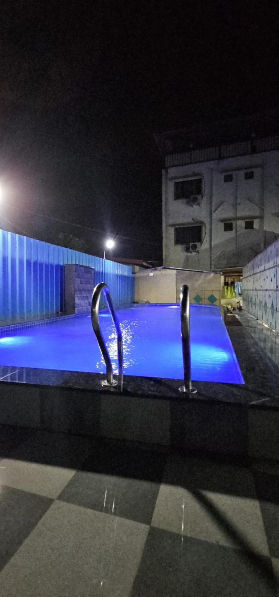 Blue Bell Homestay Lonavala Exterior foto